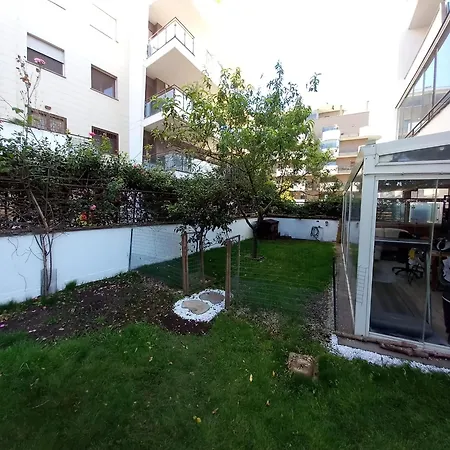 Apartamento Bilocale Eur Grotta Perfetta 50mq Casa 32mq Sala Hobbies E 250mq Giardino Roma