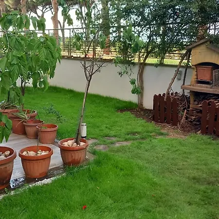 Bilocale Eur Grotta Perfetta 50mq Casa 32mq Sala Hobbies E 250mq Giardino Roma