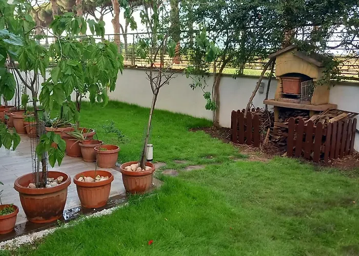 Bilocale Eur Grotta Perfetta 50mq Casa 32mq Sala Hobbies E 250mq Giardino Roma
